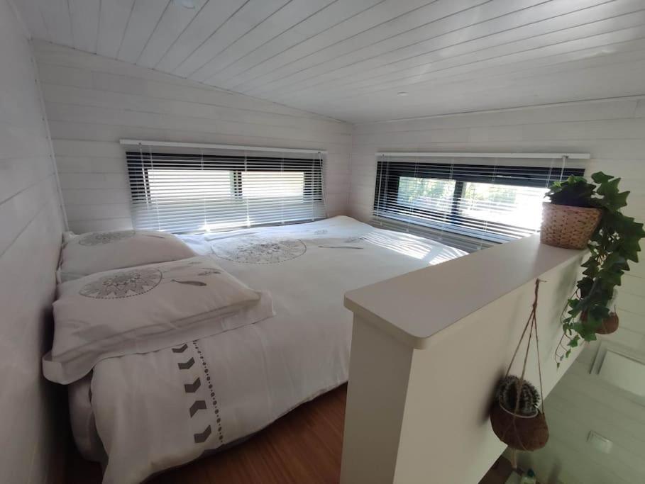 Tiny House Chez Caroline Vila Gaillan-en-Médoc Exterior foto